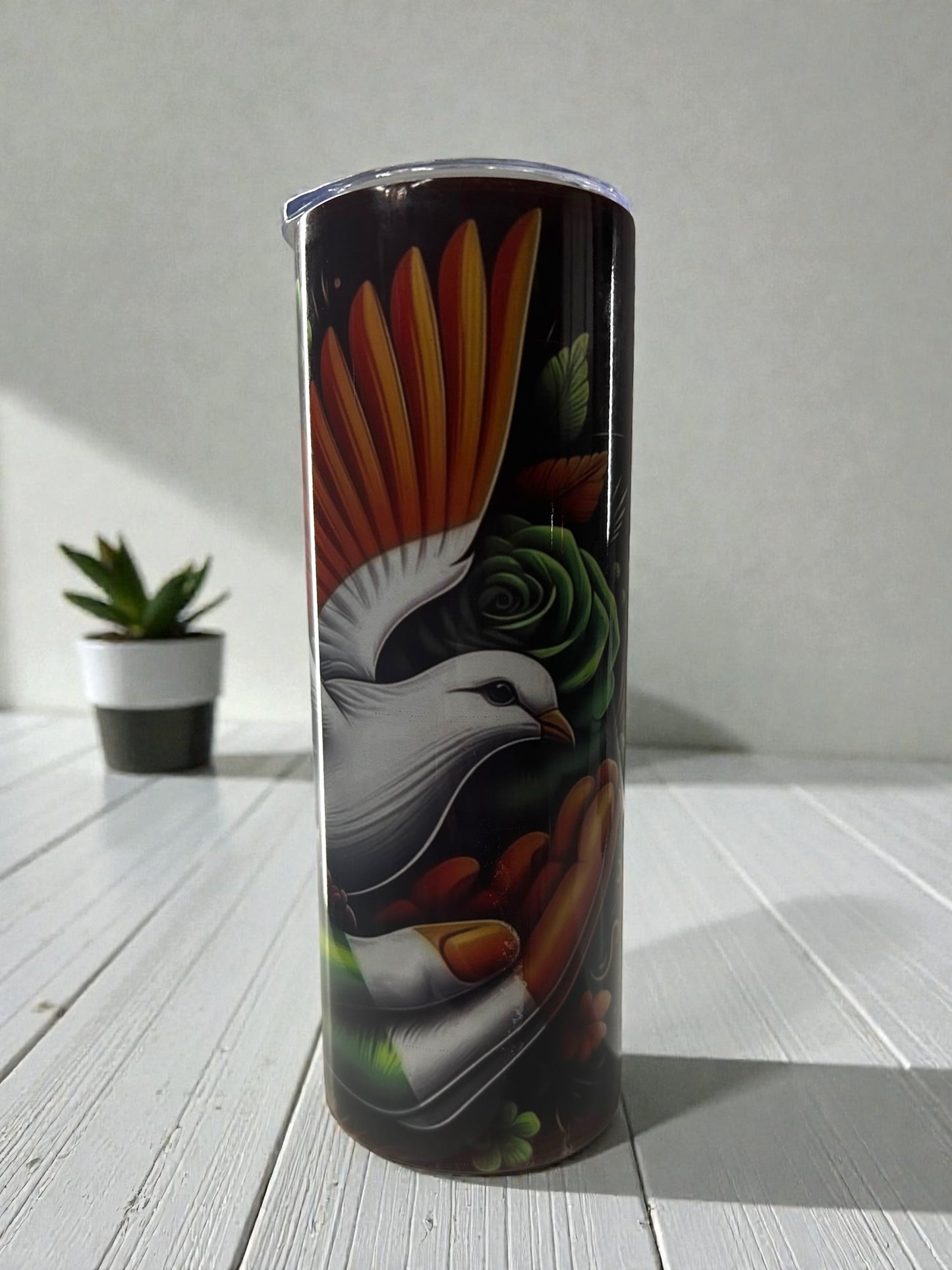 TRICOLOUR DOVE In Hand Colour 20oz Large Skinny Tumbler