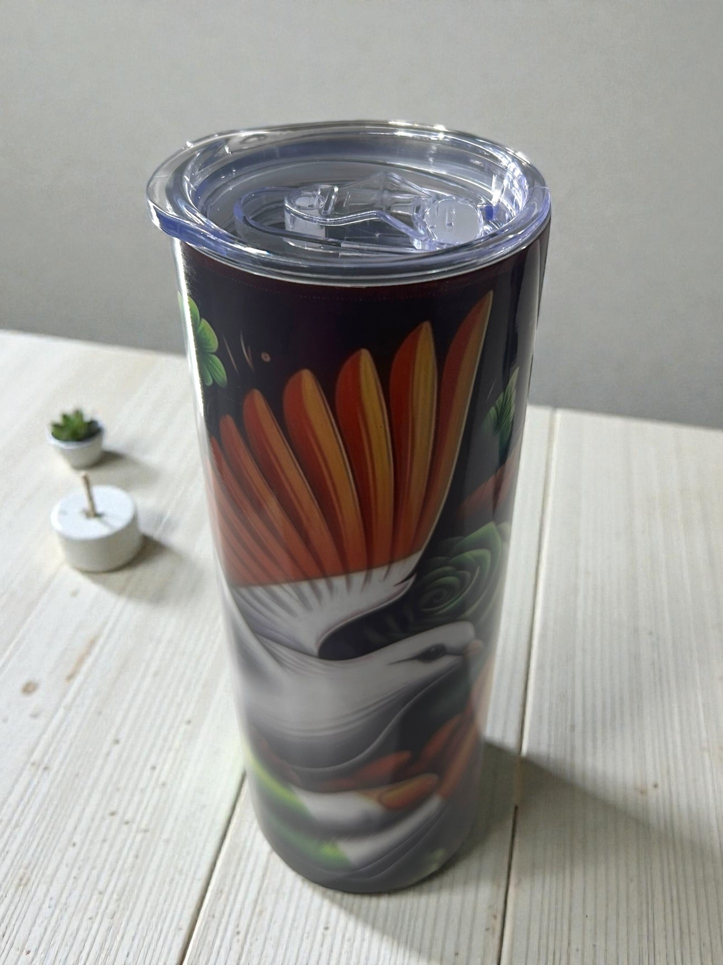 TRICOLOUR DOVE In Hand Colour 20oz Large Skinny Tumbler